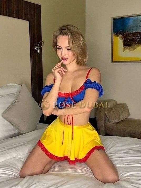 Adelina, 24, escort in Dubai — Belarusian, 163 cm (photo 7 of 8)