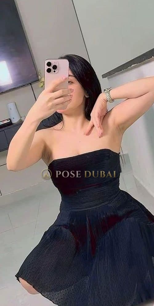 Amira, 23, escort in Dubai — Moroccan, 165 cm (photo 13 of 13)