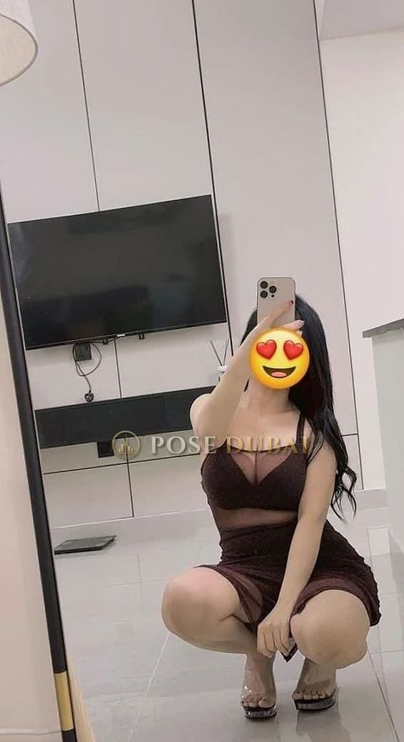 Amira, 23, escort in Dubai — 165 cm, Moroccan (photo 8 of 13)