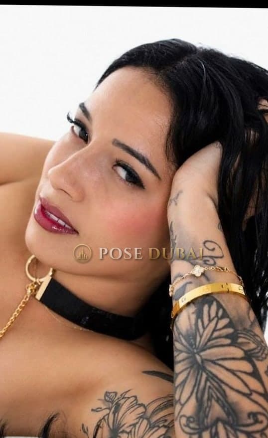 Ana, 26, escort in Dubai — Brazilian, 160 cm (photo 1 of 2)