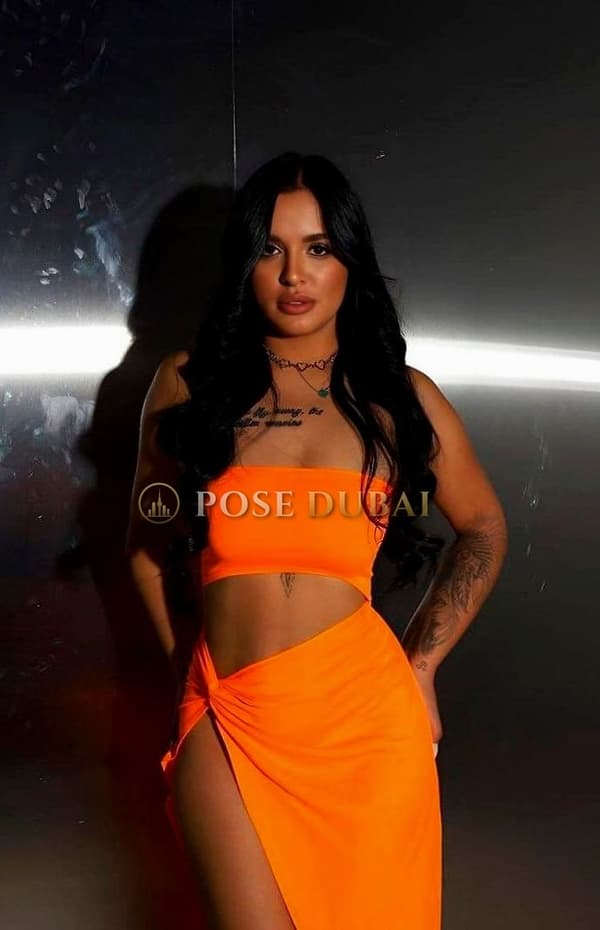 Anya, 24, escort in Dubai — Russian, 160 cm (photo 3 of 9)