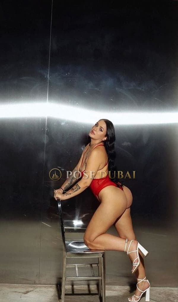 Anya, 24, escort in Dubai — Russian, 160 cm (photo 9 of 9)