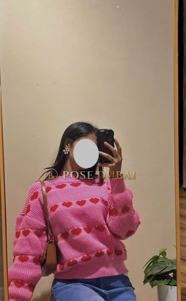 Arohi, 23, escort in Dubai — 173 cm, Indian (photo 6 of 6)
