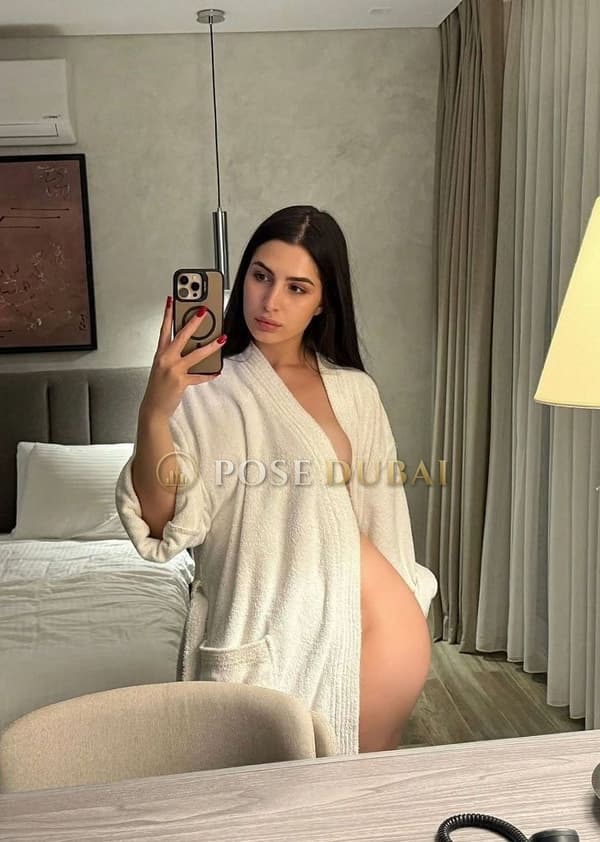 Bella, 23, escort in Dubai — Latvian, 168 cm (photo 3 of 8)