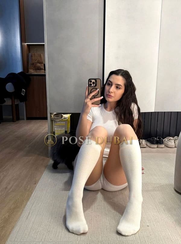 Bella, 23, escort in Dubai — 168 cm, Latvian (photo 4 of 8)