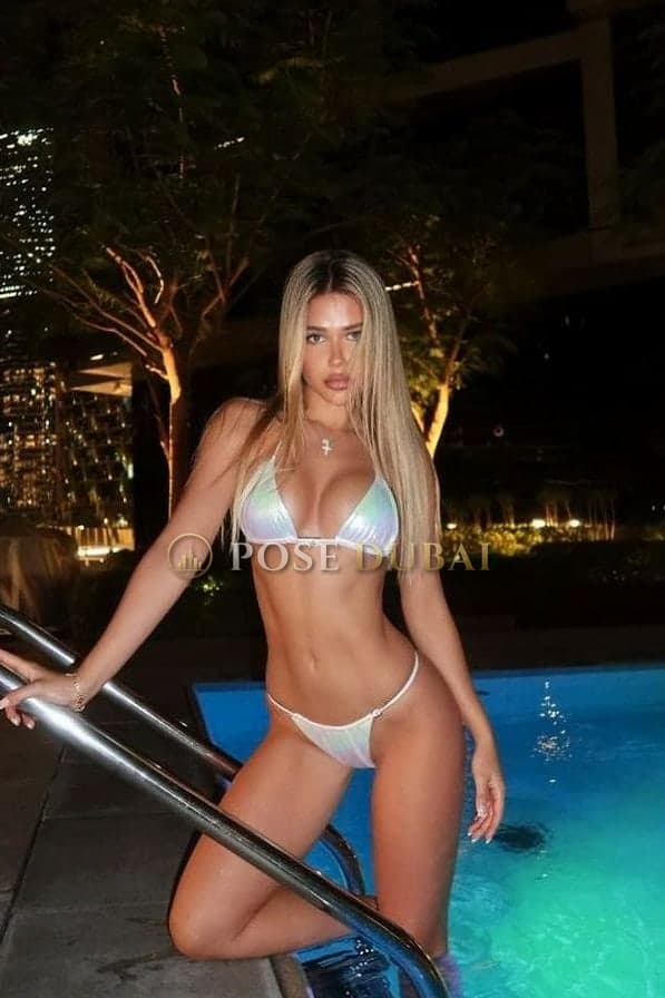Anna, 22, escort in Dubai — 168 cm (photo 2 of 16)