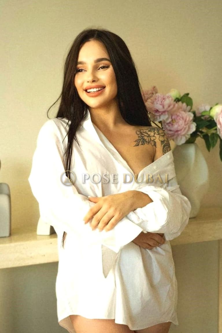 Anya, 21, escort in Dubai — Ukrainian, 158 cm (photo 1 of 9)