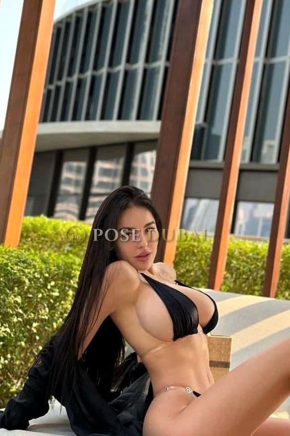 Bella, 23, escort in Dubai — 169 cm (photo 3 of 11)