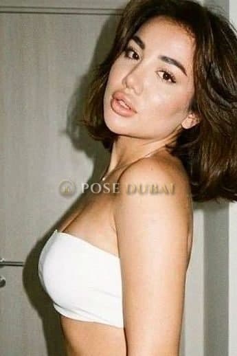 Diana, 27, escort in Dubai — 165 cm (photo 2 of 8)
