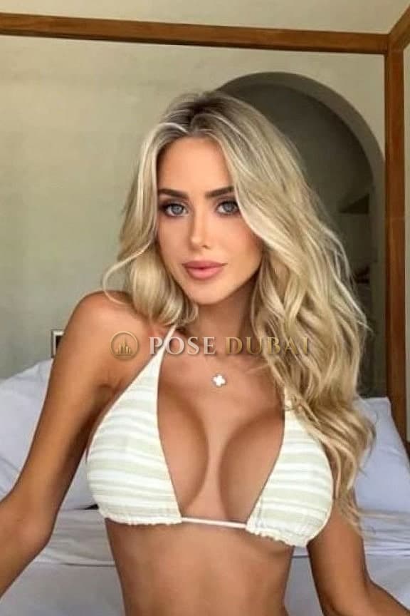 Katie, 21, escort in Dubai — 171 cm (photo 1 of 7)