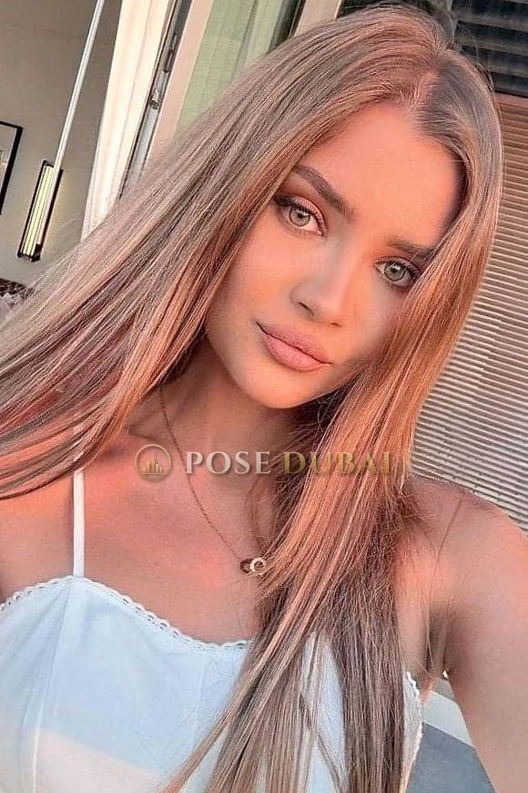 Kira, 22, escort in Dubai — Russian, 167 cm (photo 1 of 11)