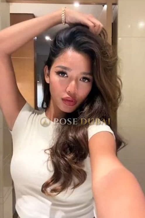 Maya, 24, escort in Dubai — Filipino, 165 cm (photo 3 of 11)
