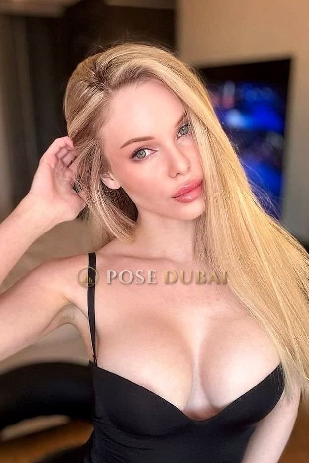 Olivia, 22, escort in Dubai — 168 cm (photo 2 of 9)