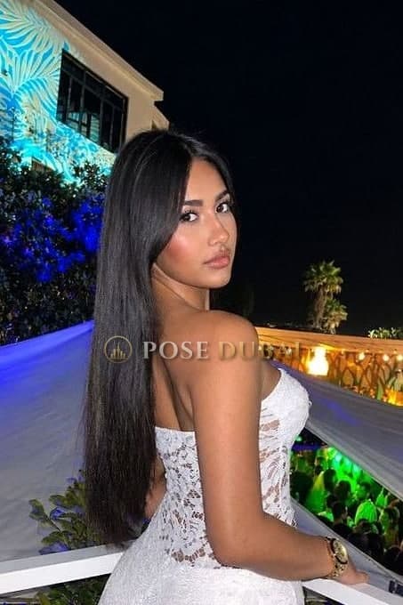 Sabina, 23, escort in Dubai — Romanian, 170 cm (photo 1 of 8)