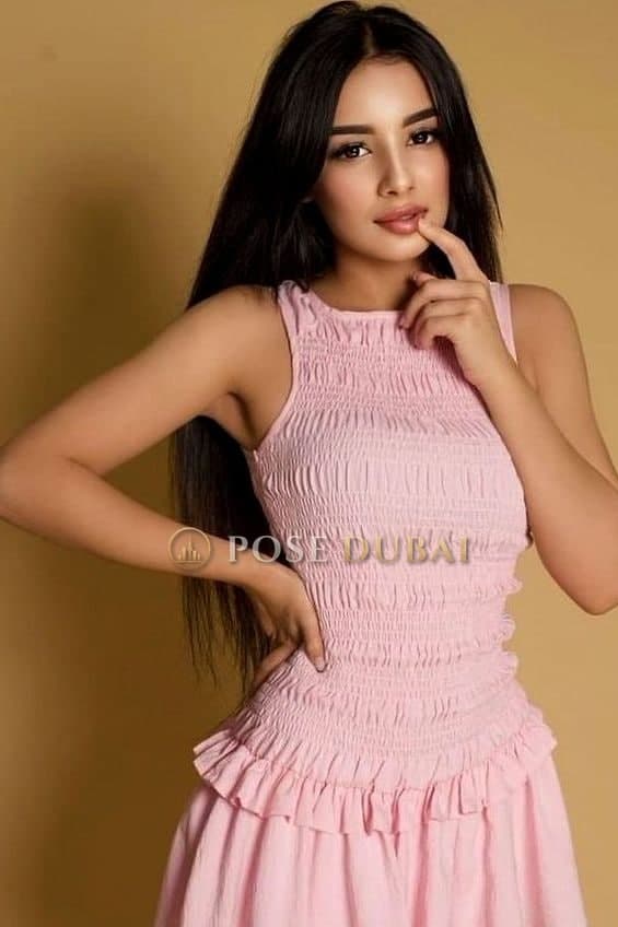 Shirin, 20, escort in Dubai — 157 cm, Uzbek (photo 2 of 11)