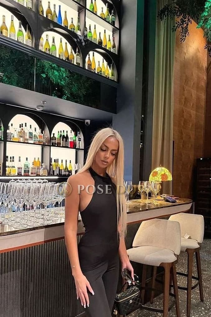 Vitalina, 20, escort in Dubai — Russian, 175 cm (photo 1 of 12)