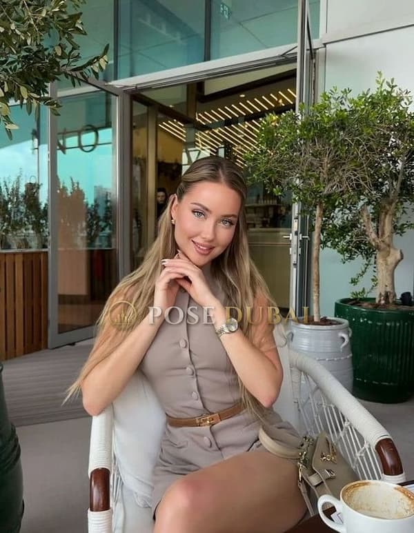 Cherry, 23, escort in Dubai — 168 cm (photo 9 of 12)