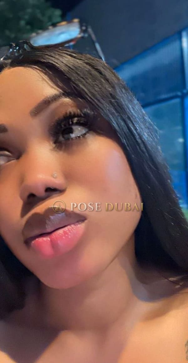Claire, 24, escort in Dubai — Ghanaian, 163 cm (photo 7 of 10)