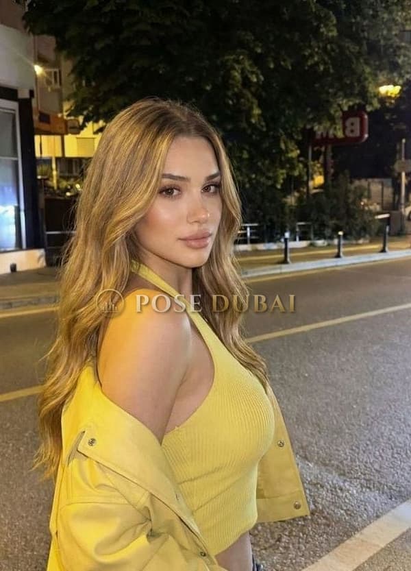 Elina, 22, escort in Dubai — 168 cm (photo 2 of 9)