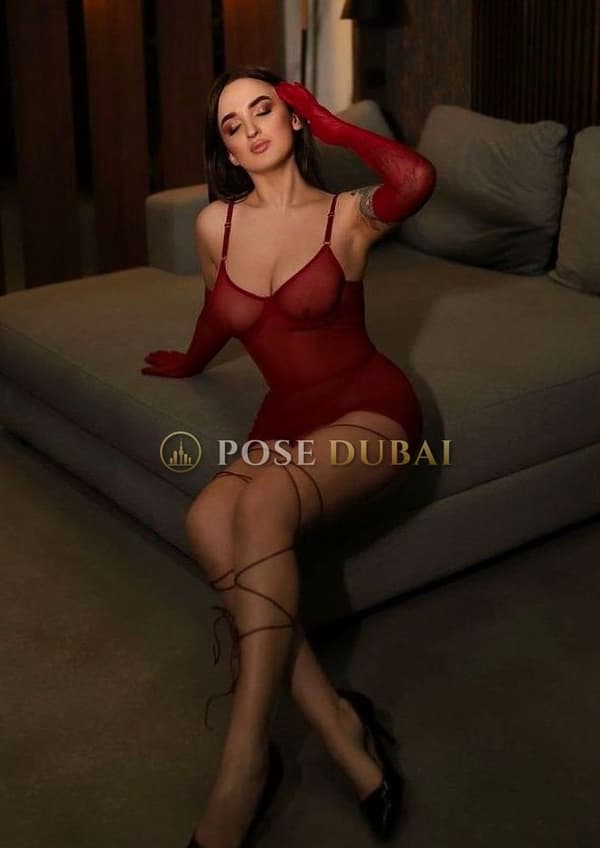 Elvira, 20, escort in Dubai — Belarusian, 170 cm (photo 3 of 10)
