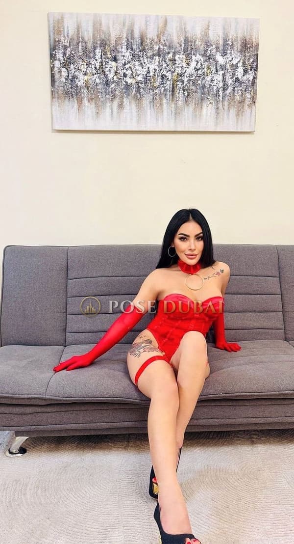 Emily, 26, escort in Dubai — Thai, 160 cm (photo 13 of 13)