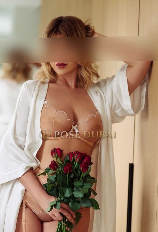 Fleur, 23, escort in Dubai — German, 177 cm (photo 11 of 13)