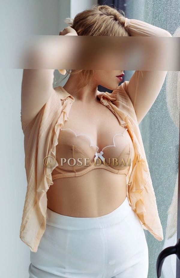 Fleur, 23, escort in Dubai — German, 177 cm (photo 9 of 13)