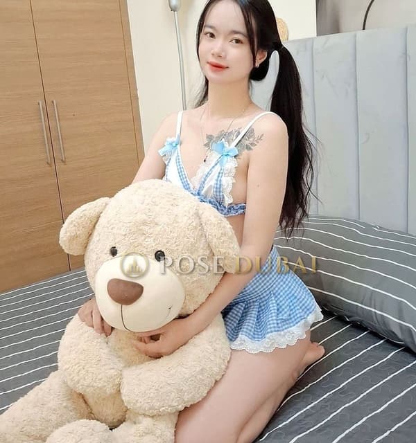 Hana, 18, escort in Dubai — Vietnamese, 150 cm (photo 3 of 13)