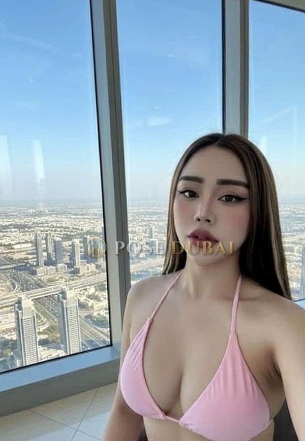 Hana, 25, escort in Dubai — 165 cm, Korean (photo 2 of 6)
