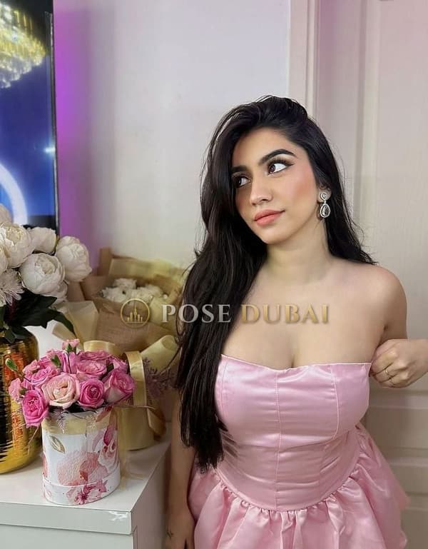 Harleen, 23, escort in Dubai — Indian, 167 cm (photo 3 of 4)
