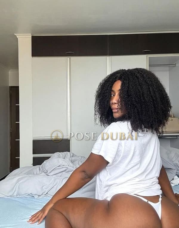 Harriet, 25, escort in Dubai — Ghanaian, 166 cm (photo 5 of 6)