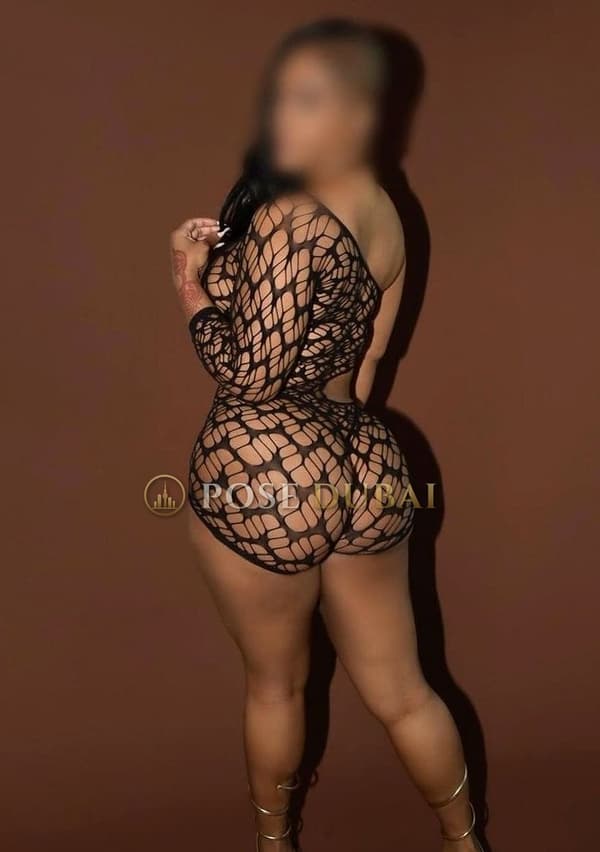 Helen, 27, escort in Dubai — 168 cm, Ghanaian (photo 6 of 7)