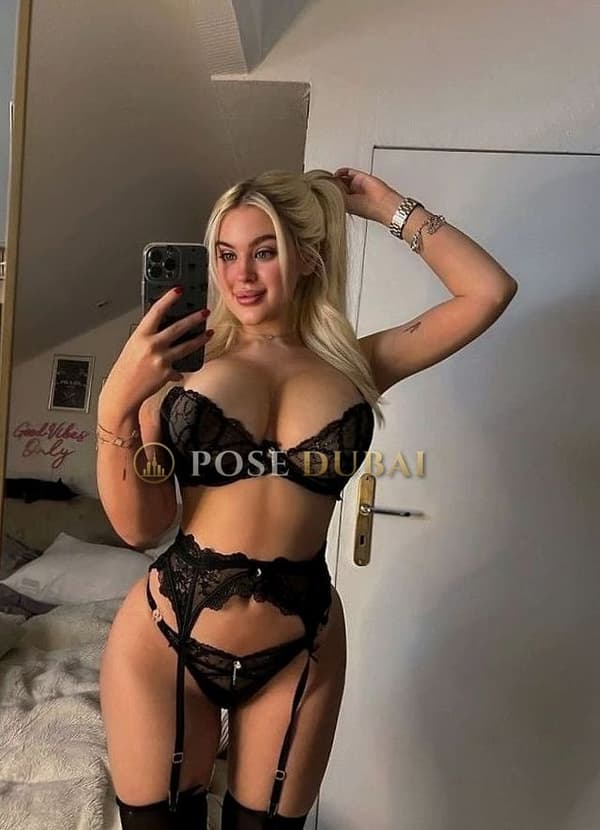 Irina, 22, escort in Dubai — 170 cm (photo 3 of 8)