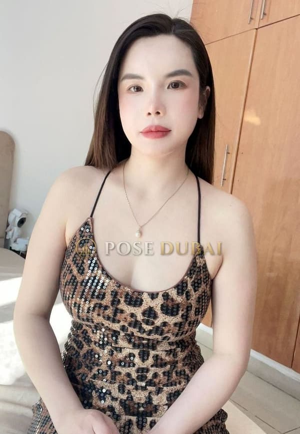 Jenny, 23, escort in Dubai — Korean, 168 cm (photo 7 of 7)