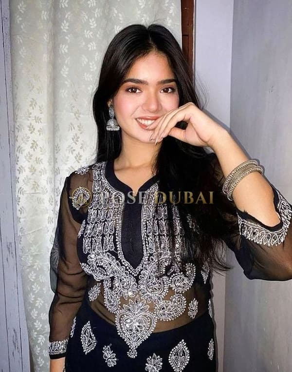 Kaira, 21, escort in Dubai — 162 cm, Indian (photo 2 of 2)