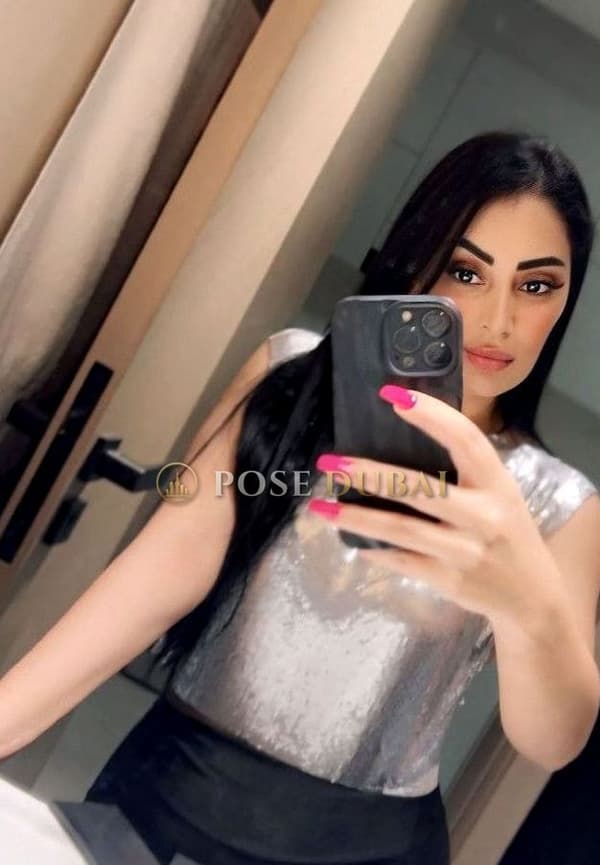 Karima, 24, escort in Dubai — Moroccan, 165 cm (photo 7 of 7)
