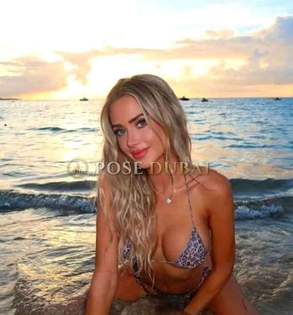 Katie, 21, escort in Dubai — 171 cm (photo 2 of 7)