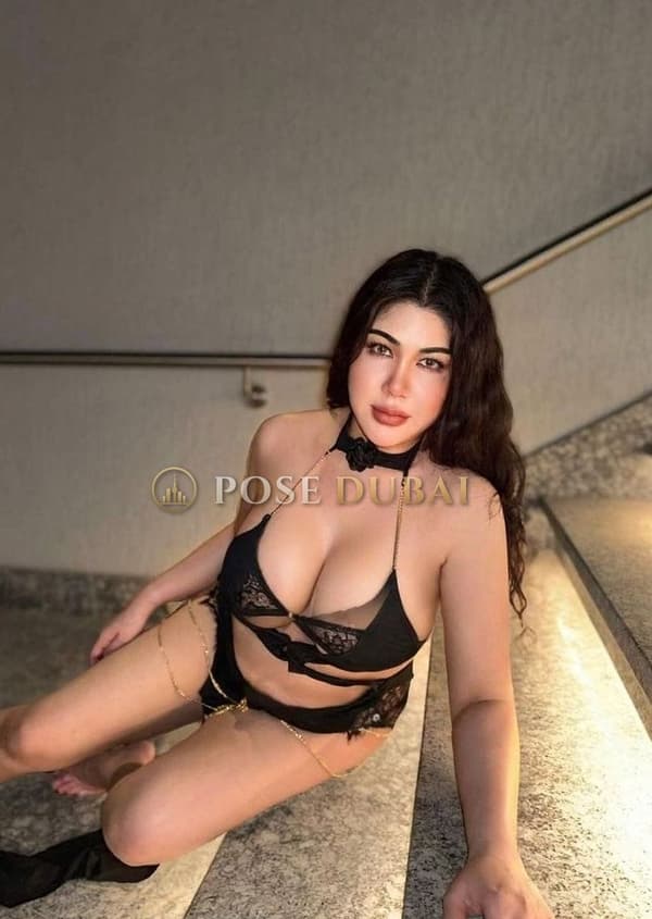 Katy, 29, escort in Dubai — Thai, 169 cm (photo 9 of 13)