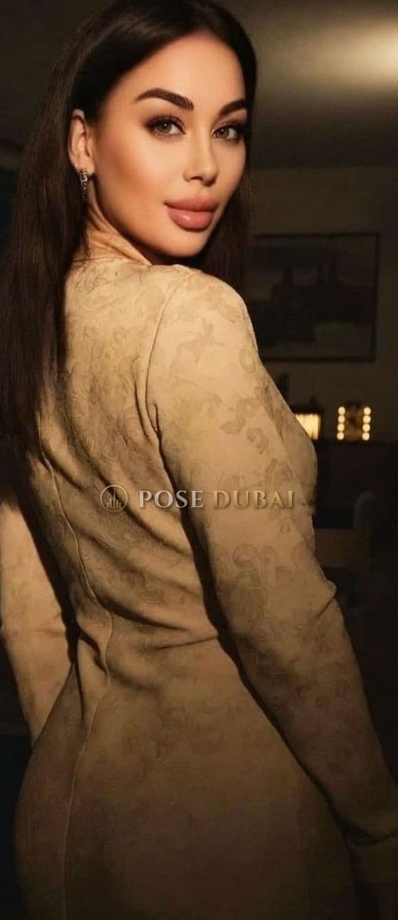 Laura, 29, escort in Dubai — 170 cm, Kazakh (photo 8 of 13)