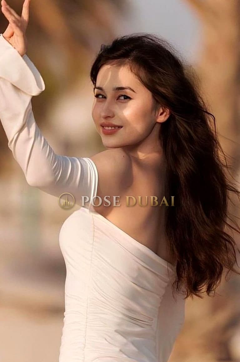 Liliya, 22, escort in Dubai — 168 cm, Turkmen (photo 2 of 13)