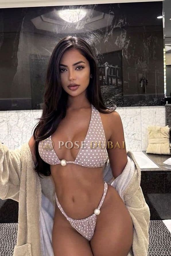 Limizi, 23, escort in Dubai — 170 cm (photo 4 of 11)