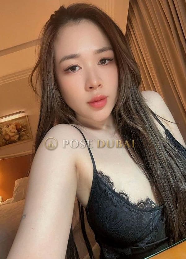 Lis, 22, escort in Dubai — 169 cm, Singaporean (photo 2 of 11)