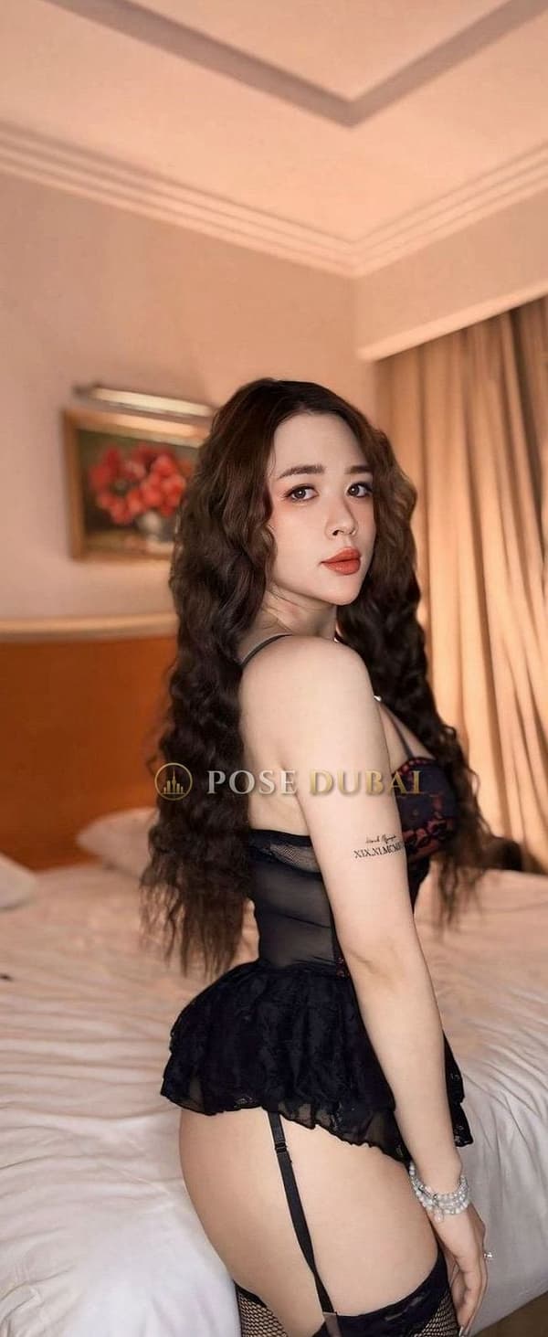 Lis, 22, escort in Dubai — Singaporean, 169 cm (photo 5 of 11)