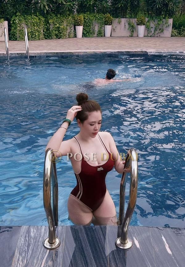 Lis, 22, escort in Dubai — Singaporean, 169 cm (photo 9 of 11)