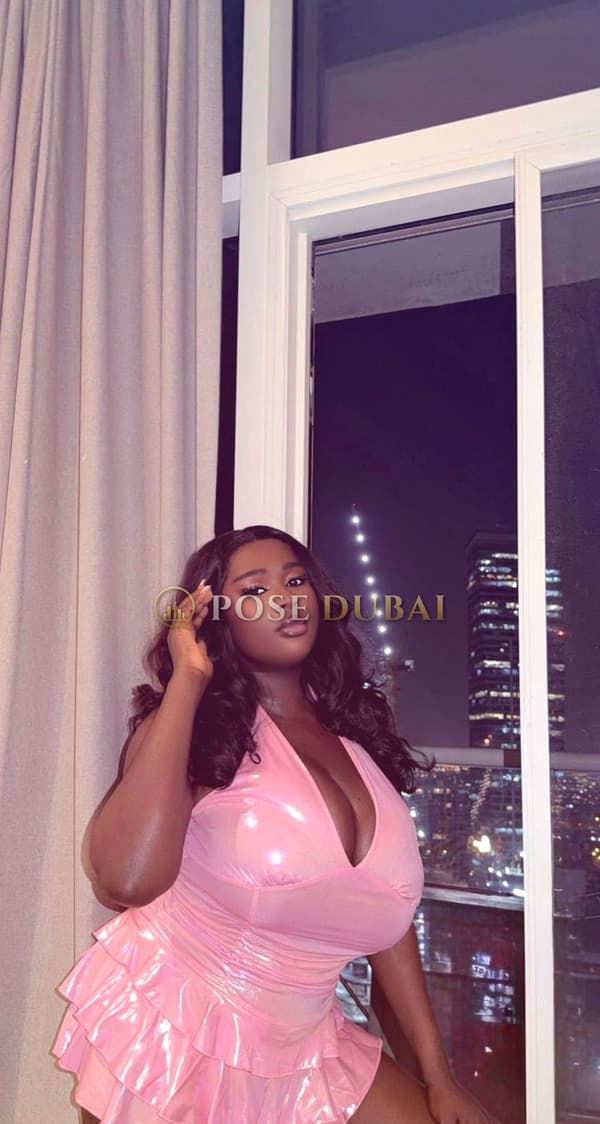 Love, 24, escort in Dubai — 160 cm (photo 2 of 2)