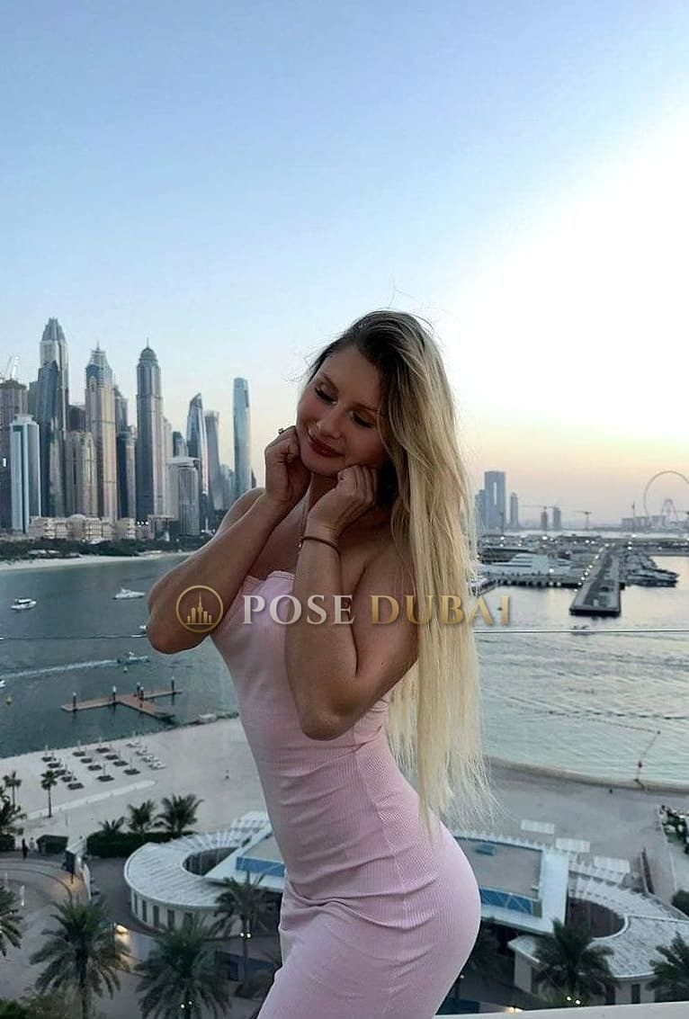 Barby, 24, escort in Dubai — Colombian, 168 cm (photo 1 of 13)