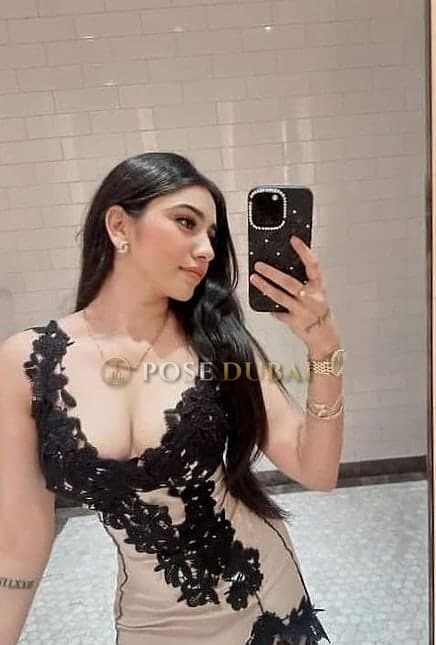 Harleen, 23, escort in Dubai — Indian, 167 cm (photo 1 of 4)