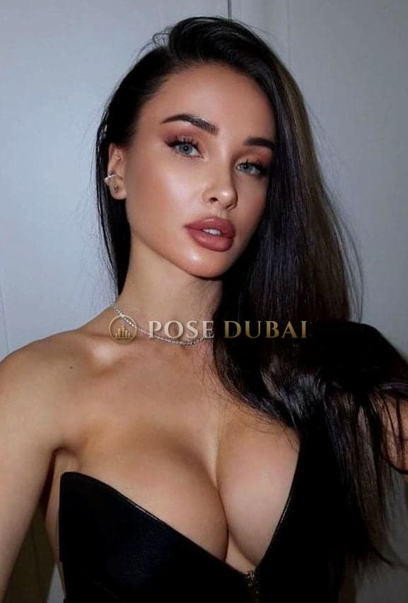 Julia, 21, escort in Dubai — Russian, 168 cm (photo 1 of 8)