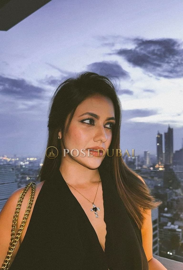 Kaira, 22, escort in Dubai — Indian, 170 cm (photo 1 of 3)