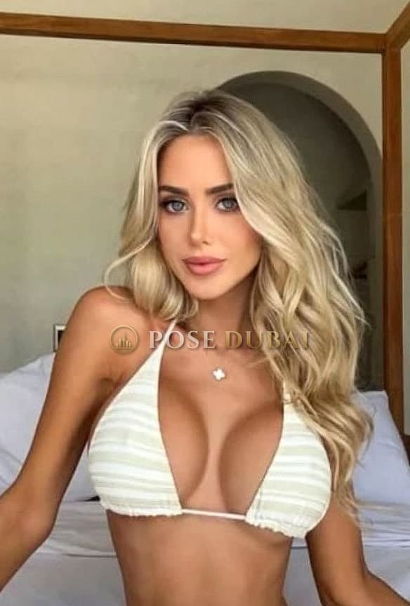 Katie, 21, escort in Dubai — 171 cm (photo 1 of 7)